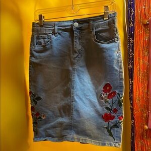 Oak and Poppy Floral Embroidered Stretch Denim Skirt